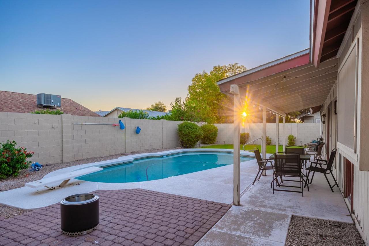 Large Pool With Diving Board, Remodeled 3Bdrm, Near State Farm Stdm And More! Peoria Exterior photo
